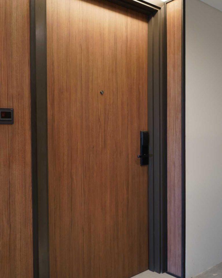 Solid HPL door Oakwood hotel
